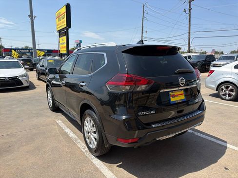 Used 2018 Nissan Rogue SV AWD/4WD image 7