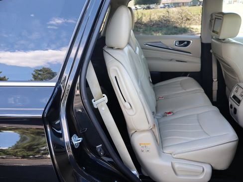 Used 2017 INFINITI QX60 Luxe w/ Premium Plus Package AWD/4WD image 23