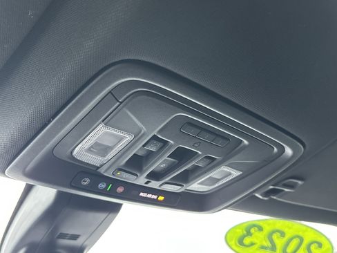 Used 2023 Chevrolet Silverado 3500 High Country w/ Z71 Off-Road Package image 21