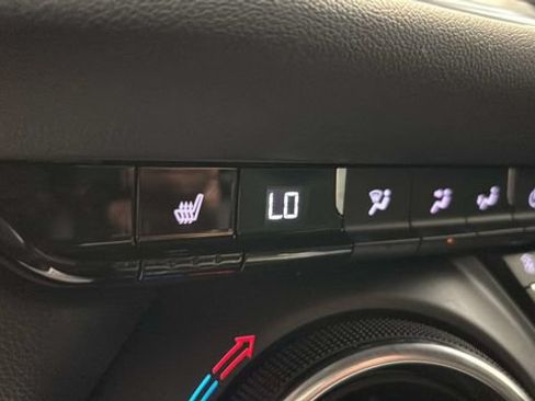 Used 2022 Chevrolet Blazer LT w/ Sound & Technology Package AWD/4WD image 30