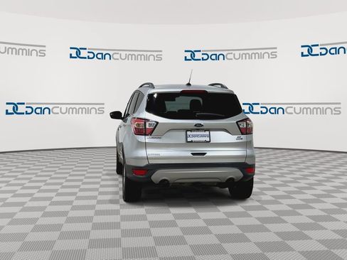 Used 2018 Ford Escape SE AWD/4WD image 8