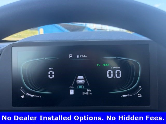 Used 2025 Kia Niro LX FWD image 6