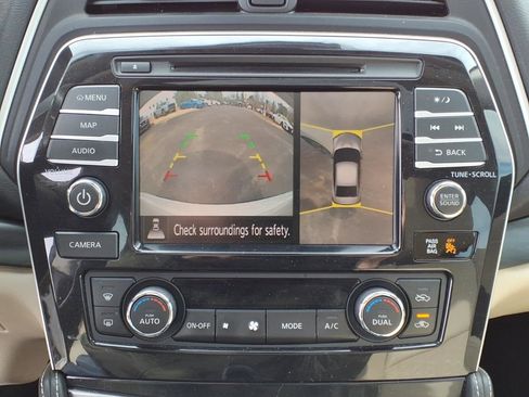 Used 2022 Nissan Maxima Platinum w/ Sport Mat Group image 14