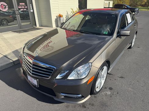 Used 2013 Mercedes-Benz E 350 Sedan image 2