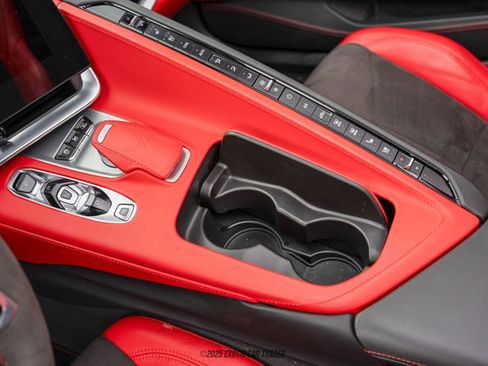 Used 2021 Chevrolet Corvette Stingray Convertible 3LT Z51 w/ Z51 Performance Package image 37