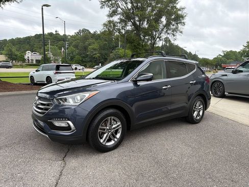 Used 2017 Hyundai Santa Fe Sport w/ 2.4L Tech Package 04 FWD image 5