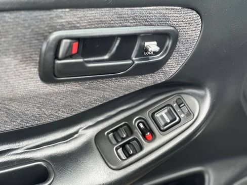 Used 1996 Acura Integra LS FWD image 12