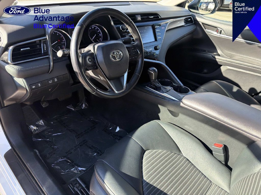 Used 2019 Toyota Camry SE FWD image 13