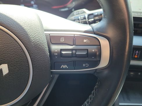 Used 2023 Kia Sportage EX FWD image 28