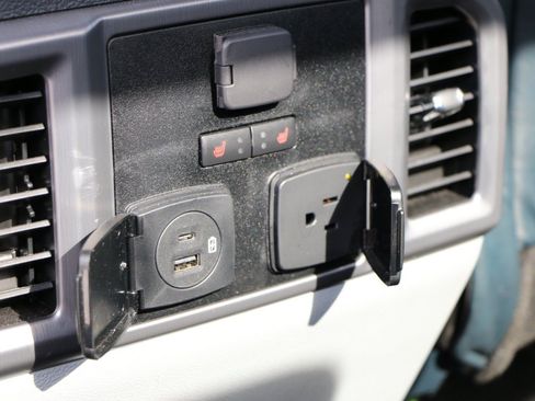 Used 2022 Ford F350 Limited AWD/4WD image 33