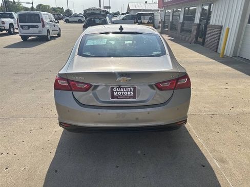 Used 2025 Chevrolet Malibu LT FWD image 12