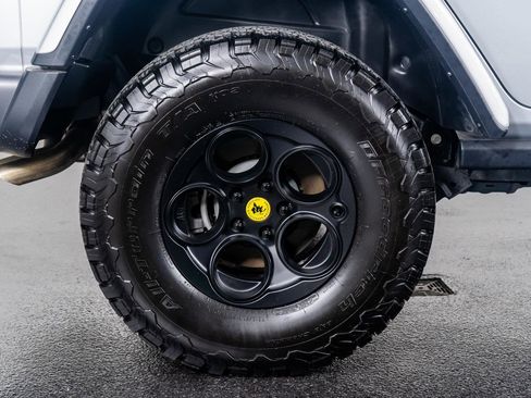 Used 2023 Jeep Wrangler Unlimited Rubicon 392 w/ Trailer Tow Package image 9