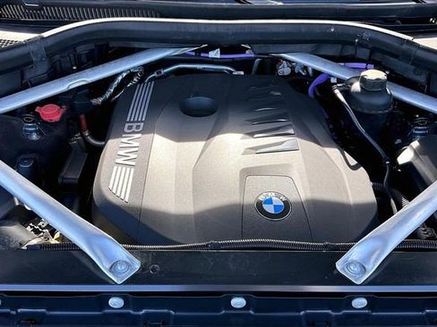 Used 2023 BMW X7 xDrive40i w/ Premium Package image 35