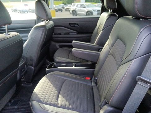 Used 2023 Nissan Pathfinder Rock Creek AWD/4WD image 27