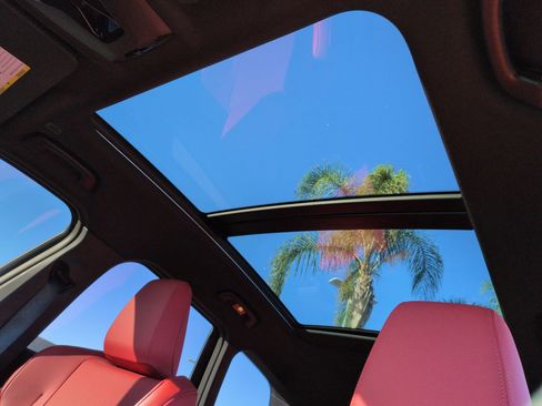 Used 2023 BMW X1 xDrive28i w/ Premium Package image 28