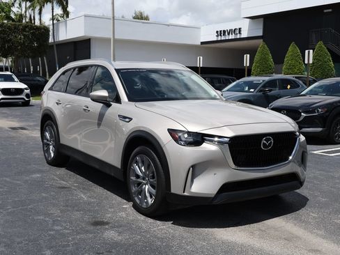 Certified 2026 MAZDA CX-90 3.3 Turbo w/ Preferred Package AWD/4WD image 2