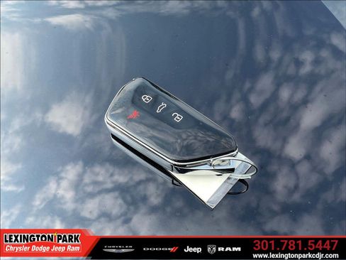 Used 2024 Volkswagen GTI SE FWD image 33