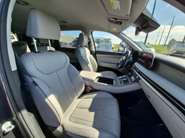 Used 2024 Hyundai Palisade SEL FWD image 21