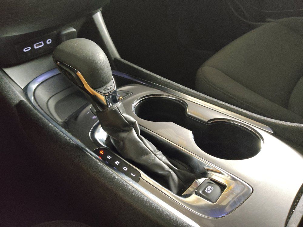 Used 2025 Chevrolet Malibu LT FWD image 26