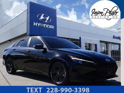 Used 2022 Hyundai Elantra SEL w/ Convenience Package