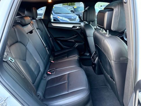 Used 2016 Porsche Macan S w/ Premium Package Plus AWD/4WD image 19
