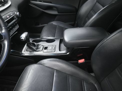 Used 2019 Kia Sorento SX FWD image 21