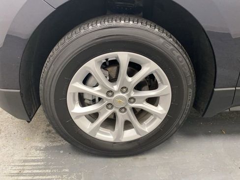 Used 2020 Chevrolet Equinox LT w/ Driver Convenience Package image 30