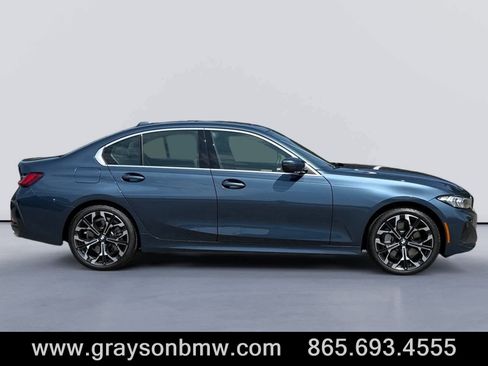 Used 2025 BMW 330i xDrive Sedan w/ Premium Package image 2