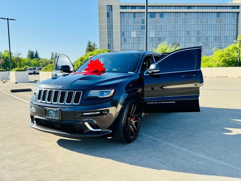 Used 2014 Jeep Grand Cherokee SRT8 w/ Luxury Group II AWD/4WD image 72