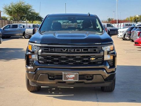 Used 2024 Chevrolet Silverado 1500 Custom image 10