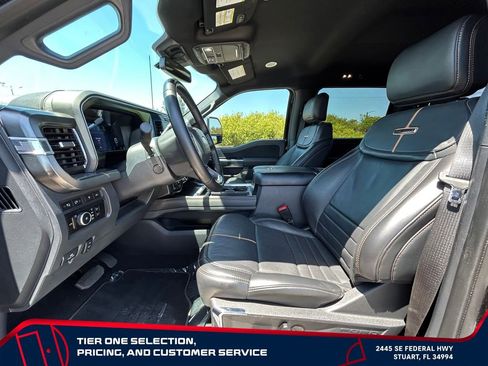 Used 2023 Ford F250 Platinum AWD/4WD image 9