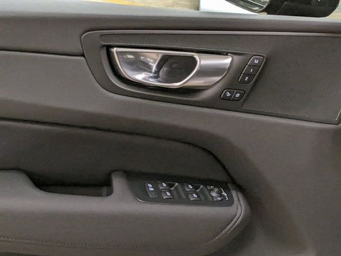 New 2026 Volvo XC60 B5 Plus w/ Protection Package Premier AWD/4WD image 10