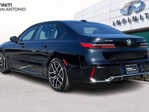 Used 2024 BMW 740i RWD image 14