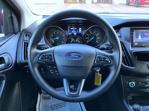 Used 2018 Ford Focus SE image 13