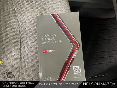 Used 2023 Toyota Sienna LE image 53