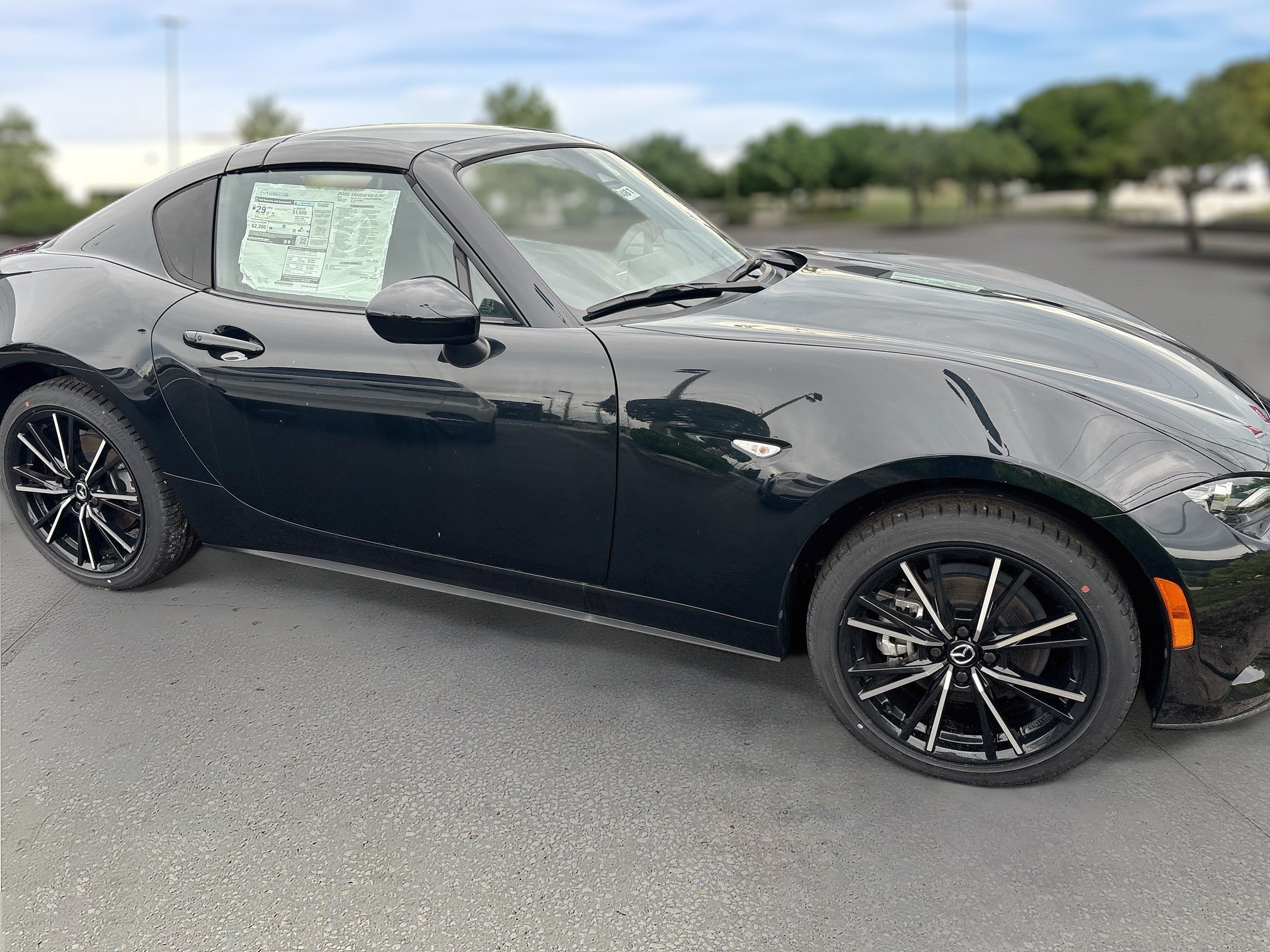 Used 2025 MAZDA MX-5 Miata RF Grand Touring RWD image 3