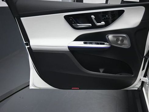 New 2026 Mercedes-Benz GLC 300 image 20