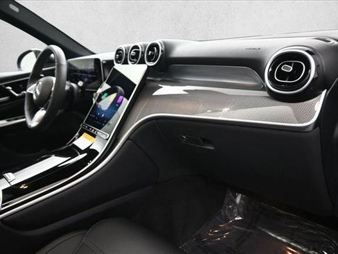 Certified 2026 Mercedes-Benz GLC 300 4MATIC image 27