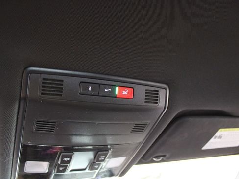 Used 2021 Volkswagen Jetta GLI image 28