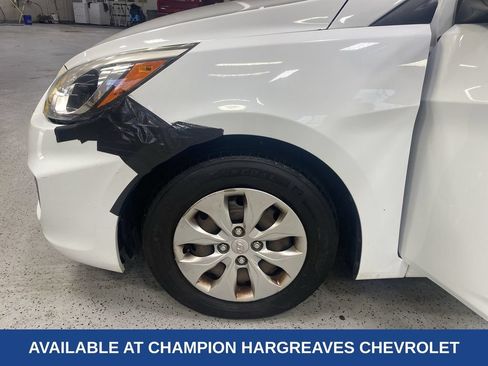 Used 2016 Hyundai Accent SE FWD image 41
