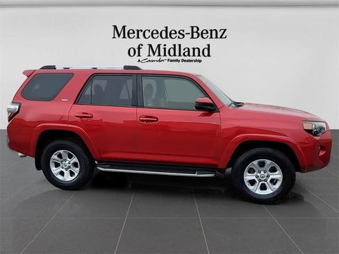 Used 2019 Toyota 4Runner SR5 image 9