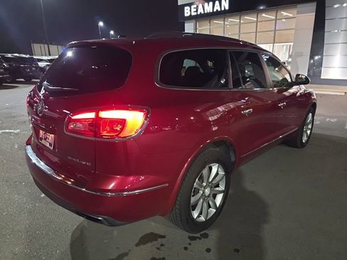 Used 2013 Buick Enclave Premium image 8