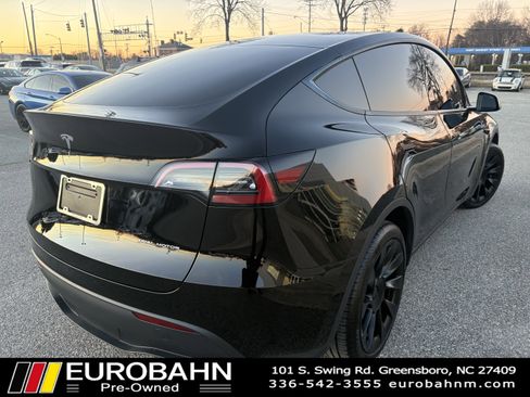 Used 2024 Tesla Model Y Long Range image 5