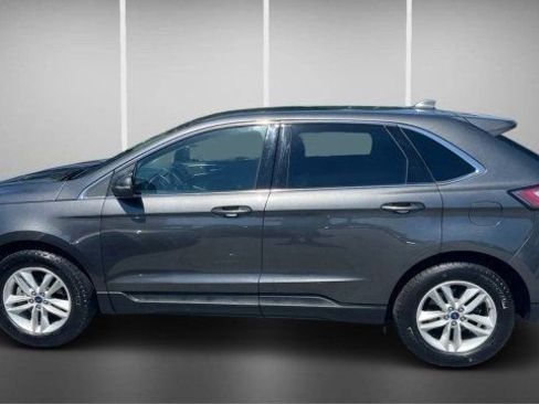 Used 2018 Ford Edge SEL w/ Equipment Group 201A FWD image 13