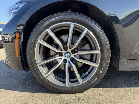 Used 2020 BMW 330i xDrive Sedan w/ Convenience Package AWD/4WD image 9