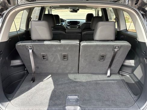 Used 2022 Honda Pilot Special Edition image 9