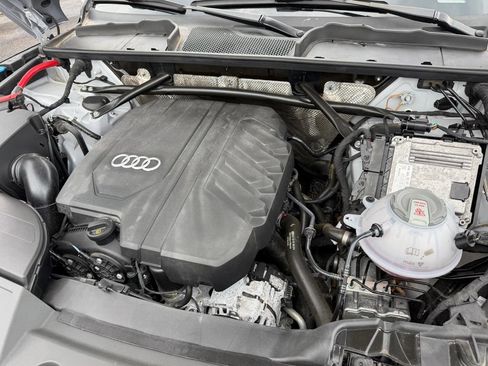 Used 2023 Audi Q5 2.0T Premium w/ Convenience Package AWD/4WD image 14