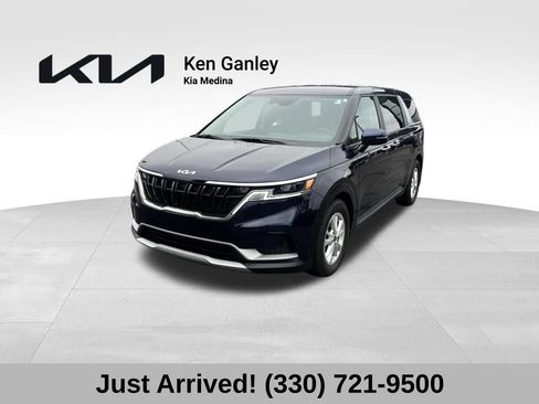Certified 2024 Kia Carnival LX FWD image 1