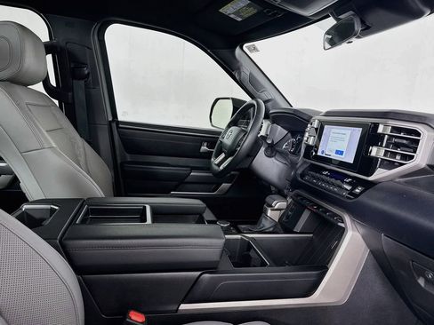 Used 2025 Toyota Tundra SR5 w/ SR5 Premium Package RWD image 38