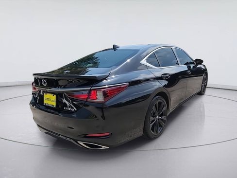 Used 2022 Lexus ES 350 F Sport w/ Accessory Package 2 FWD image 8